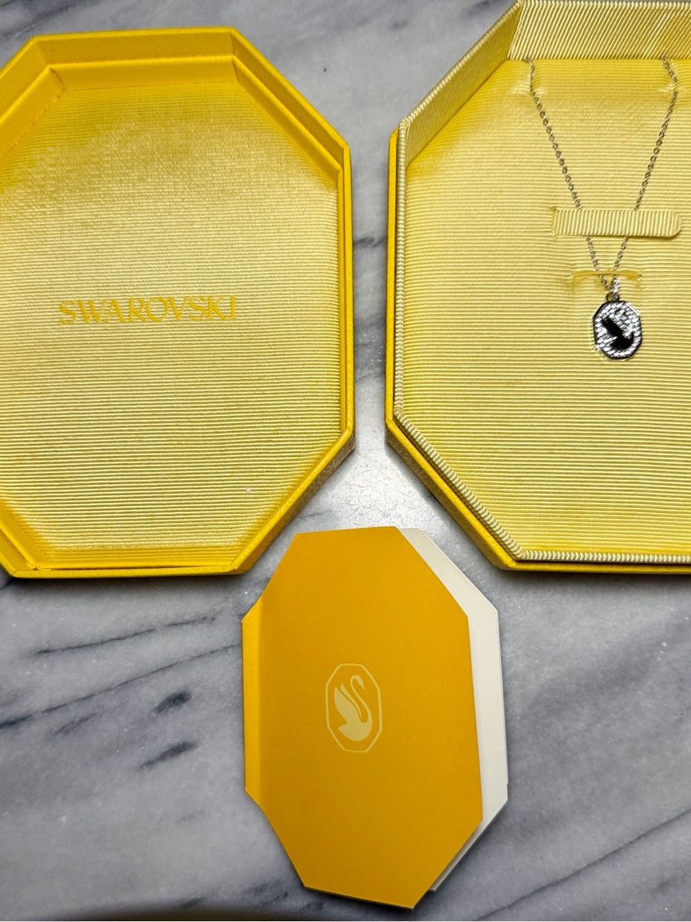 🦢 SWAROVSKI SIGNUM Pendant Necklace w Crystal Pavé Accents, IOB, 16”, NWOT - Picture 2 of 7